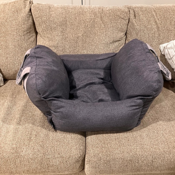 Pet car seat - Picture 1 of 1